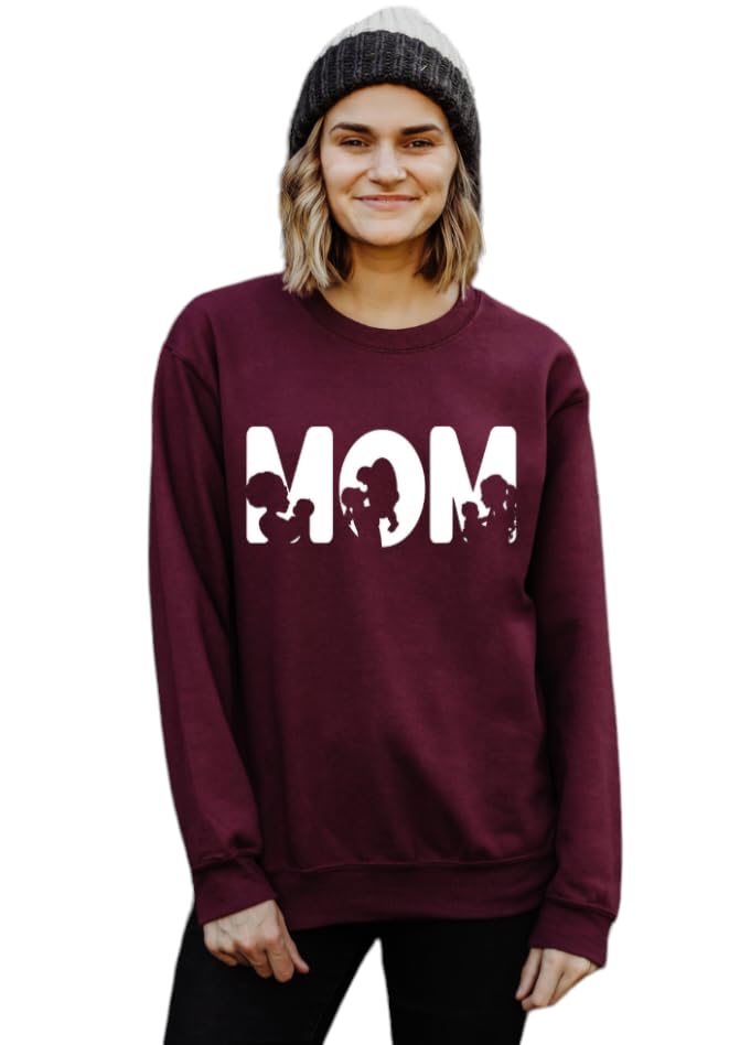 Lil Dreamers MOM Sweatshirt - Cozy Comfort for Moms: MOM-themed Sweatshirt